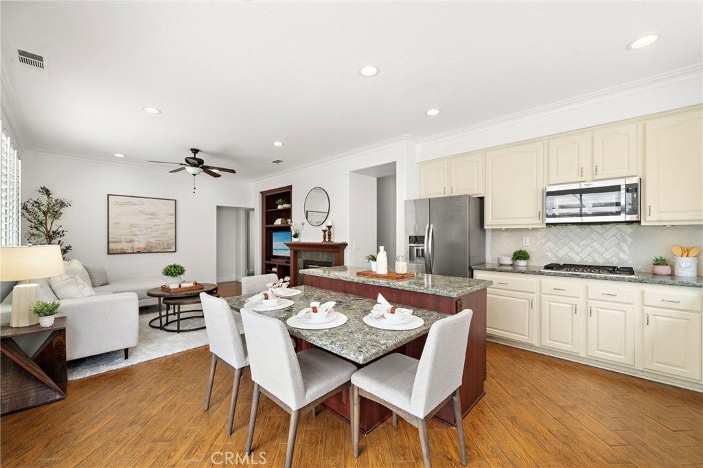 31 Tradition Place, Irvine CA 92602 - Photo 9