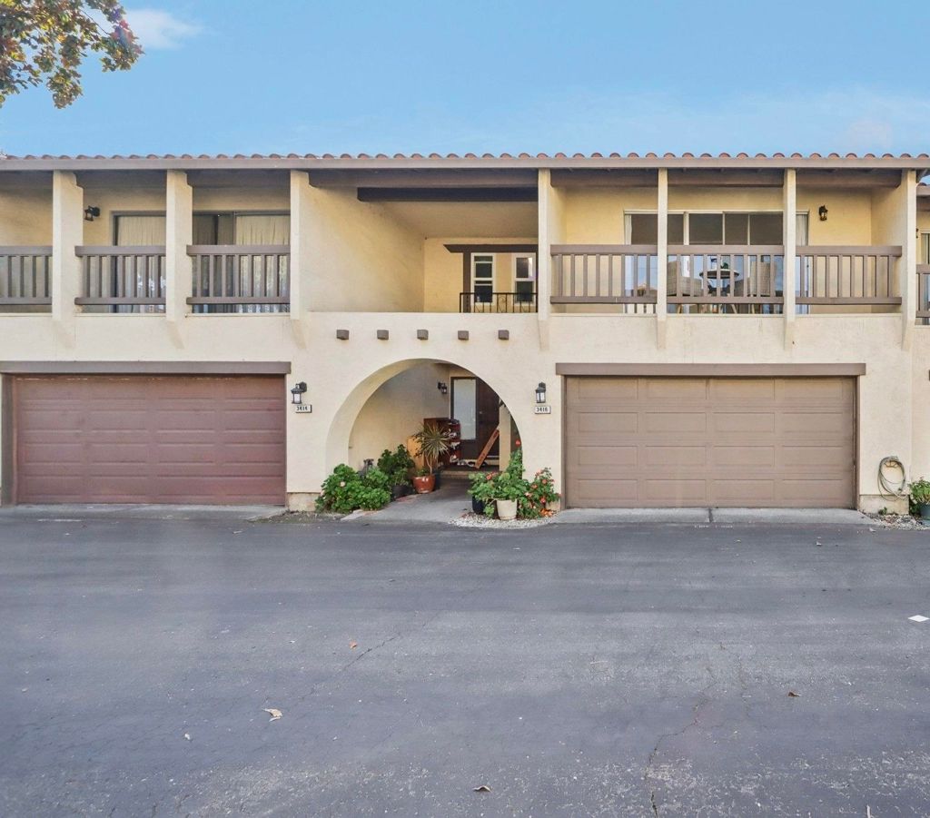 Photo of 3416 Manchester Cmn Cmn, Fremont, CA 94536 (MLS # 41121032)