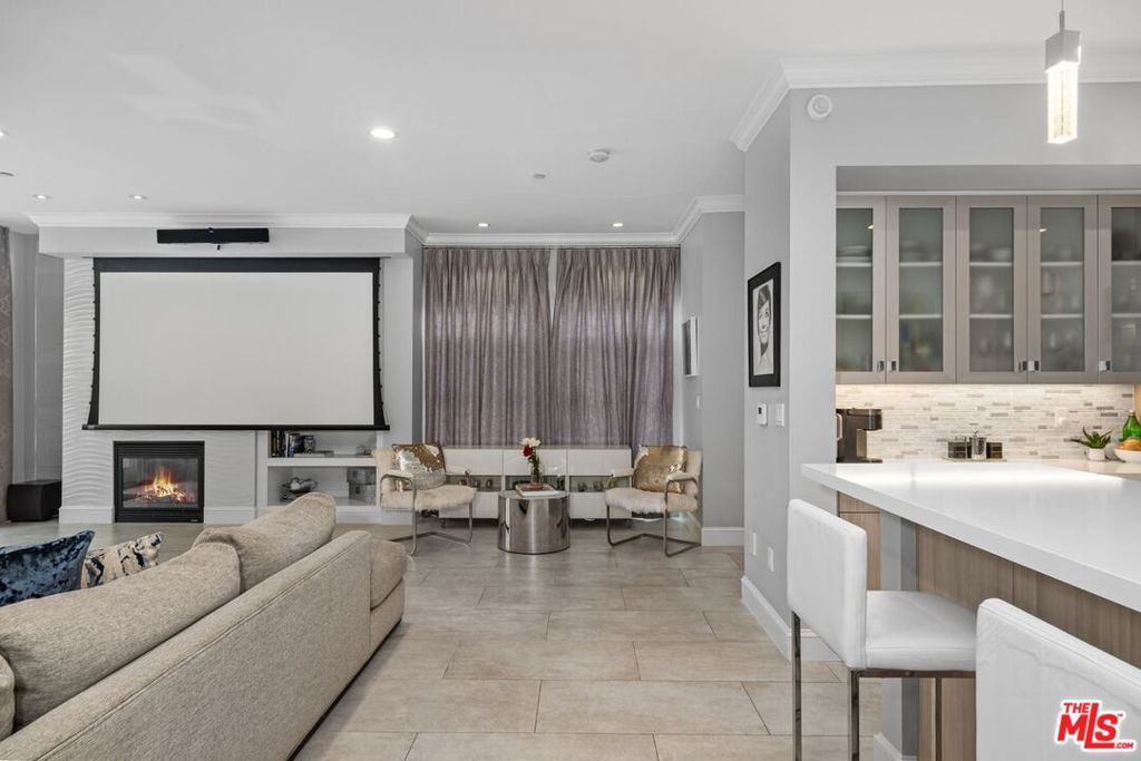 Properties 3 6099 S Seabluff Drive