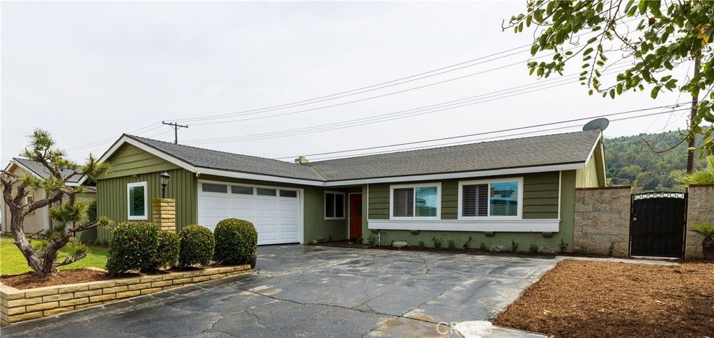 Photo of 13314 Loumont St, Whittier, CA 90601 (MLS # OC26082931)