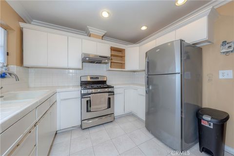 6371 Shawnee Road Westminster CA 92683