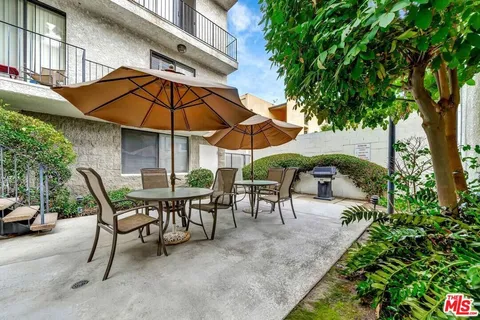 11910 Weddington Street Unit 306, Valley Village, CA 91607 - MLS#: 25608409