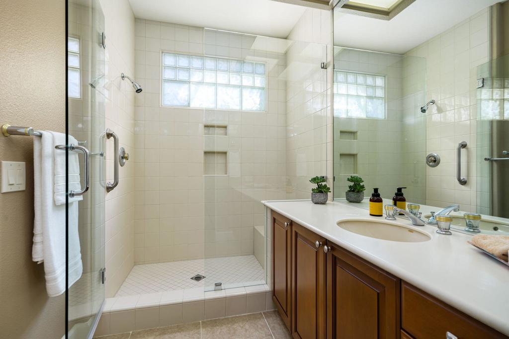 Indian Ridge - Residential