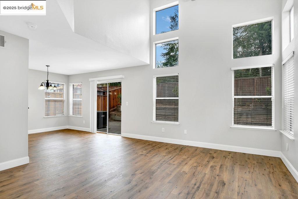 CALIF DAWN - Residential