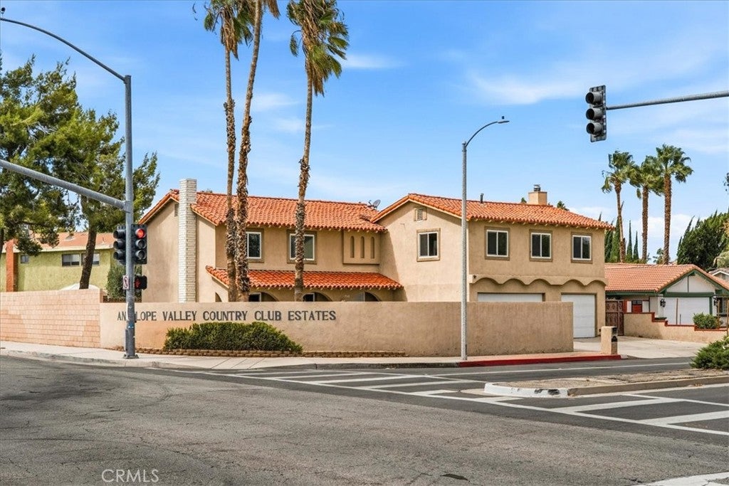 39601 Country Club