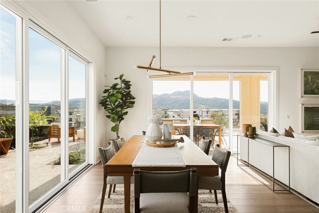 Pearl (PEARL) - Residential