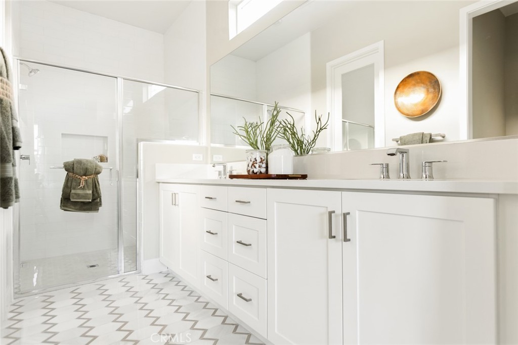 Pearl (PEARL) - Residential