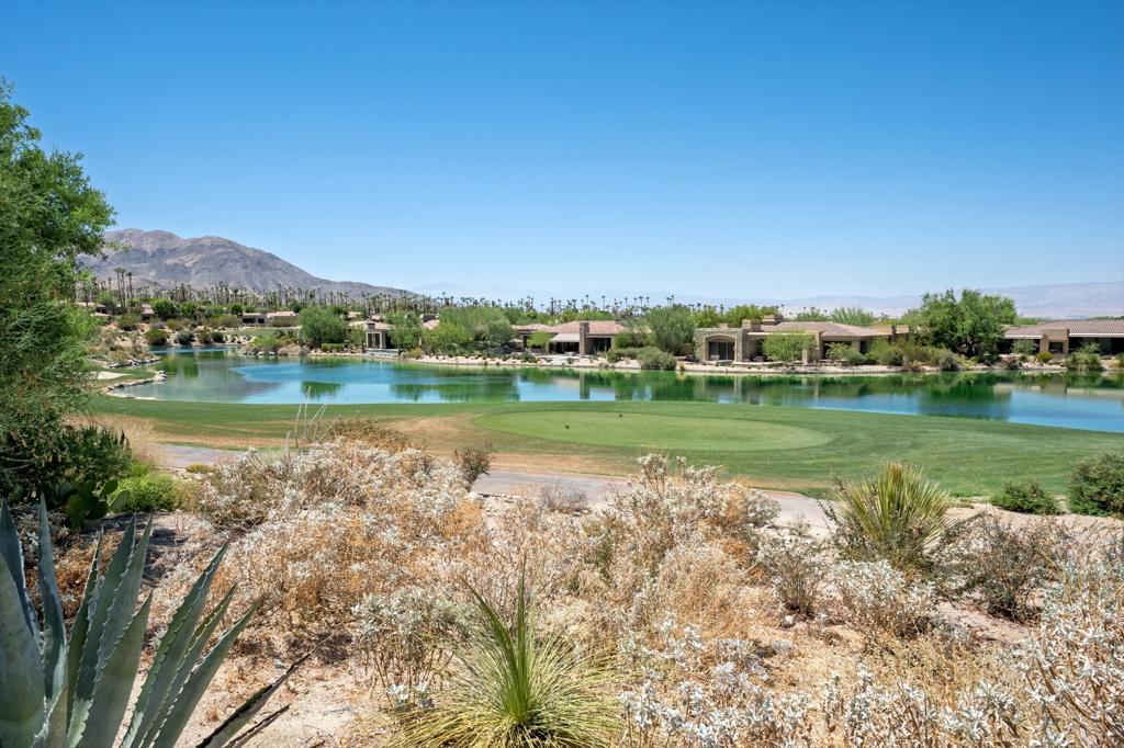 73920 Desert Bloom Trail