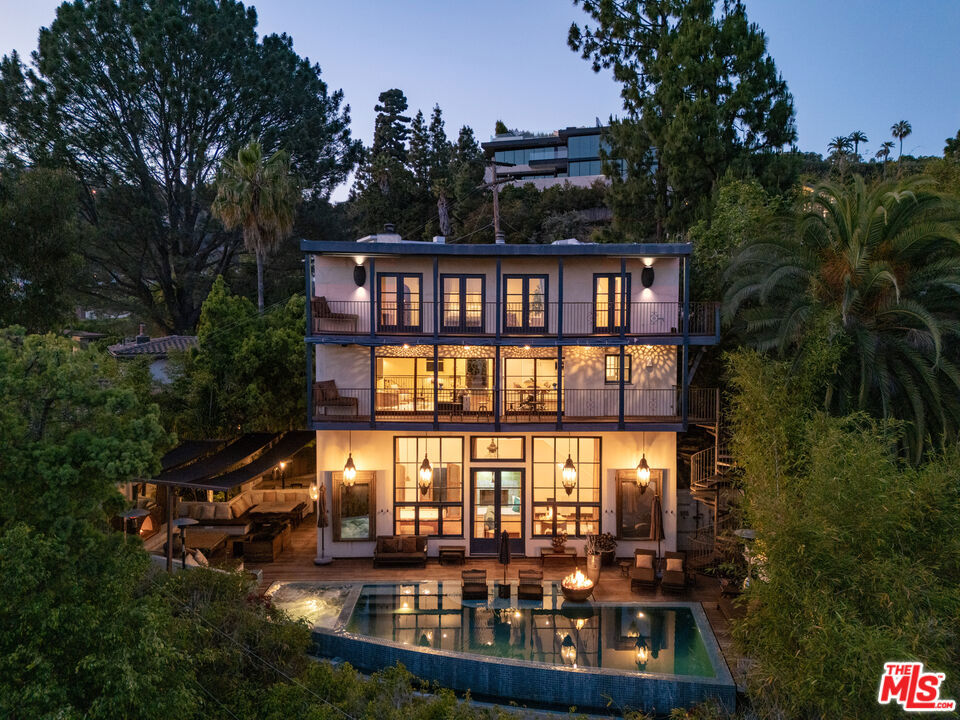 9140 St Ives Drive