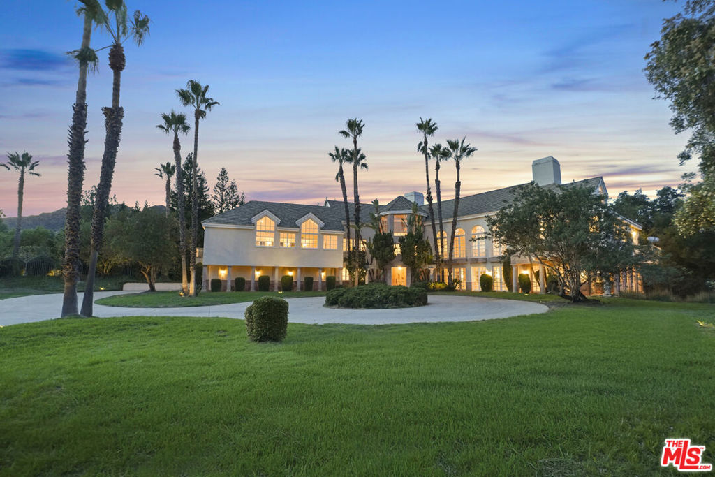 22515 La Quilla Drive