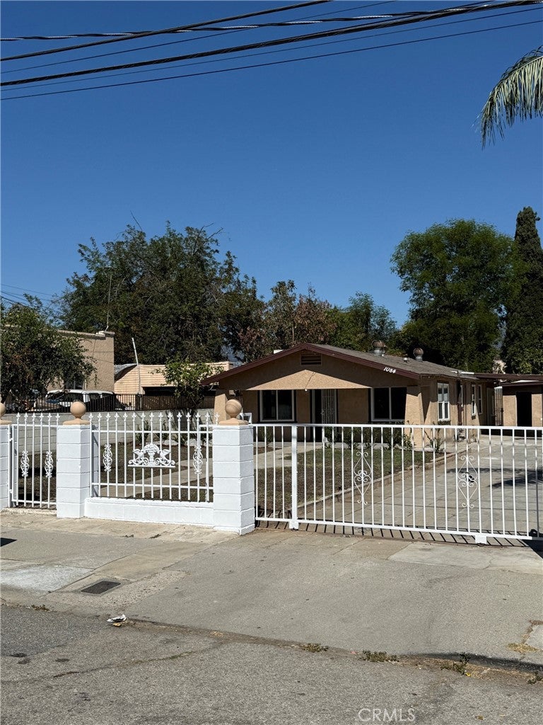 1084 W 14th Street