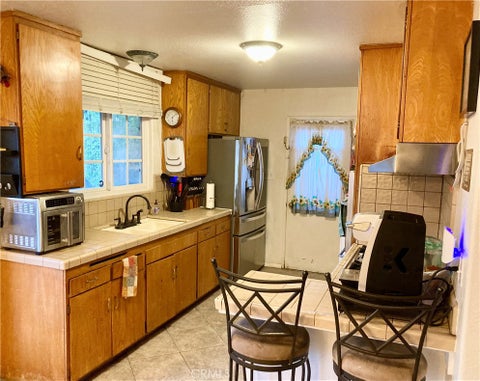 Tiny photo for 1273 Elsinor Avenue, Ventura, CA 93004 (MLS # AR26224814)