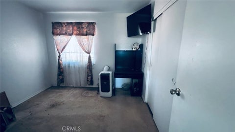 Tiny photo for 1273 Elsinor Avenue, Ventura, CA 93004 (MLS # AR26224814)