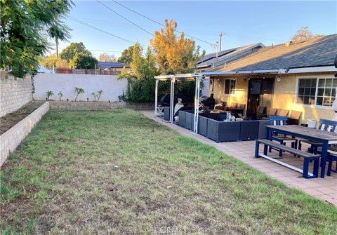 Tiny photo for 1273 Elsinor Avenue, Ventura, CA 93004 (MLS # AR26224814)