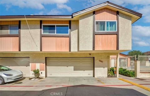 Photo of 14002 Cerise Ave, Hawthorne, CA 90250 (MLS # SB25244459)