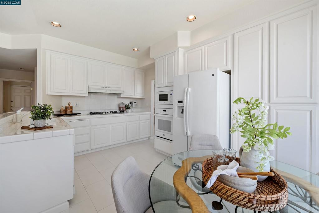 TASSAJARA RIDGE - Residential