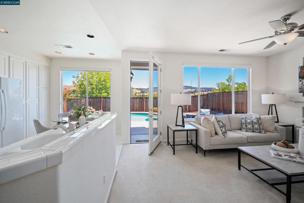 TASSAJARA RIDGE - Residential