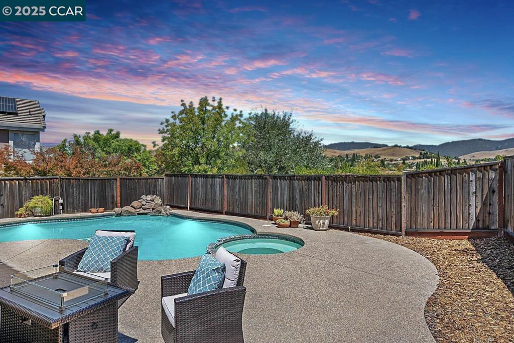 TASSAJARA RIDGE - Residential