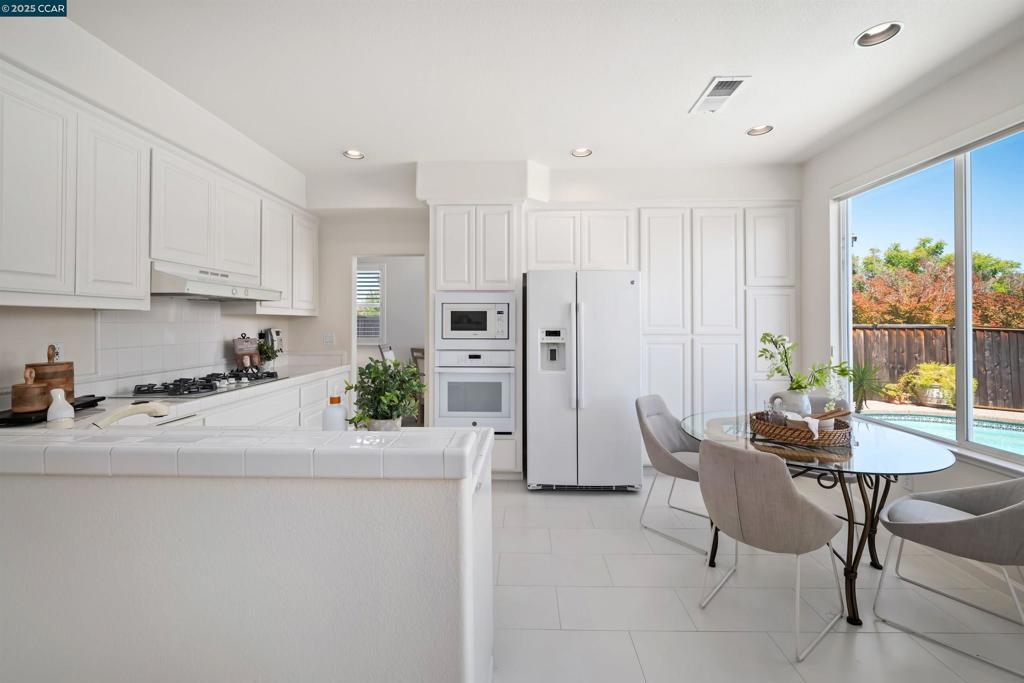 TASSAJARA RIDGE - Residential