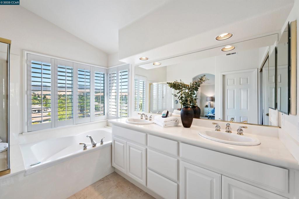 TASSAJARA RIDGE - Residential