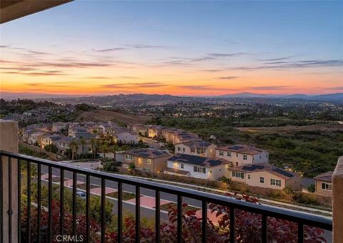 Photo of 1610 Holly Leaf WAY, Oceanside, CA 92056 (MLS # OC26113502)