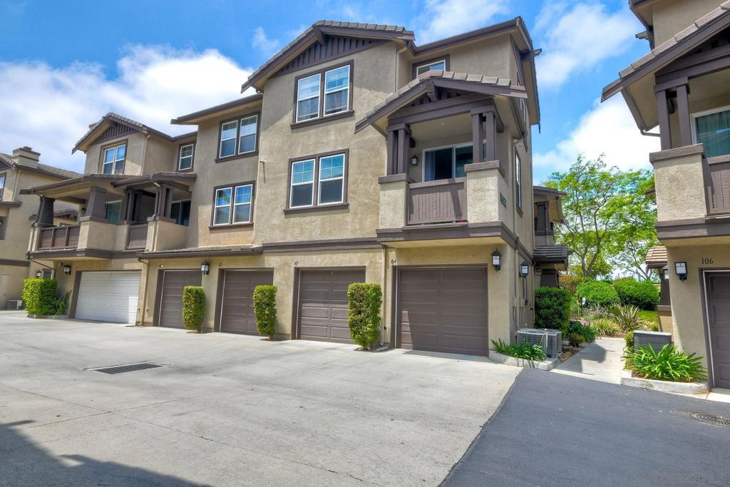 Fabulous bright, corner unit with no one above or below. This 1bd/1.5ba condo features a 2 story layout w/stairwell landing large enough for office or home gym. The bedroom offers a walk-in closet, bath equipped w/dual sinks, & a large tub/shower. Hardwood flooring on the 1st floor, abundant natural light, a balcony to enjoy your morning coffee & an attached garage complete this charming home. Bridgeport features a Community Pool & this unit is a short distance to restaurants & shopping in 4S Commons. PUSD Seller has recently replaced the pressure regulator in the garage and purchased a new water heater.