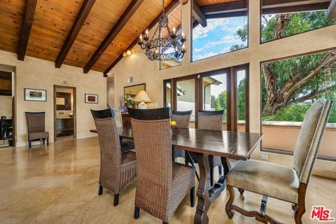 Tiny photo for 4557 Saltillo Street, Woodland Hills, CA 91364 (MLS # 25626561)