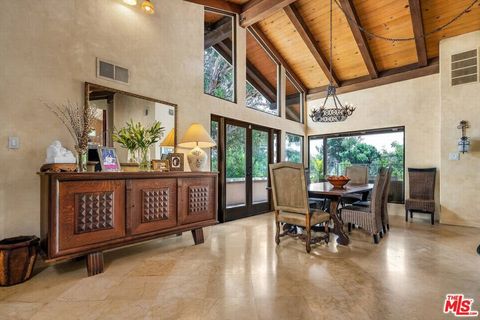 Tiny photo for 4557 Saltillo Street, Woodland Hills, CA 91364 (MLS # 25626561)