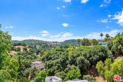 Tiny photo for 4557 Saltillo Street, Woodland Hills, CA 91364 (MLS # 25626561)