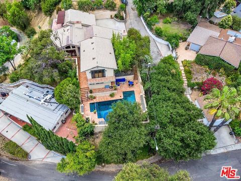 Tiny photo for 4557 Saltillo Street, Woodland Hills, CA 91364 (MLS # 25626561)