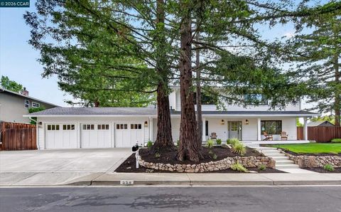 Photo of 339 Alviso Way, Danville, CA 94526 (MLS # 41131717)