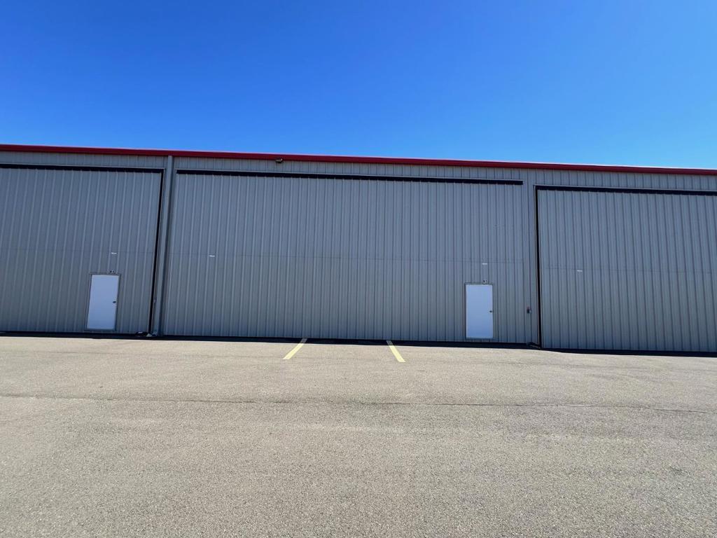 20999 Skywest Drive B14