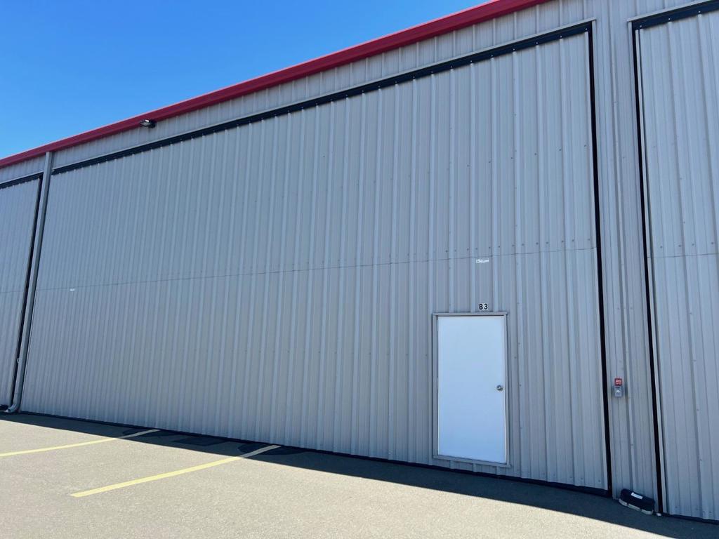 20999 Skywest Drive B14