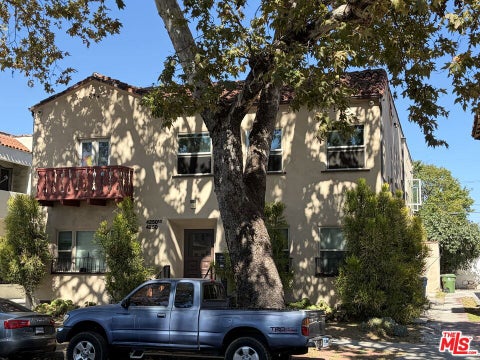 Photo of 4250 8th Avenue, Los Angeles, CA 90008 (MLS # 26862873)