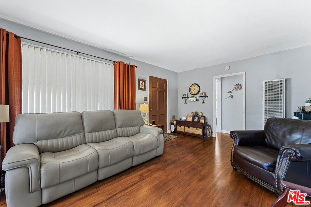 12214 Bremerton Way