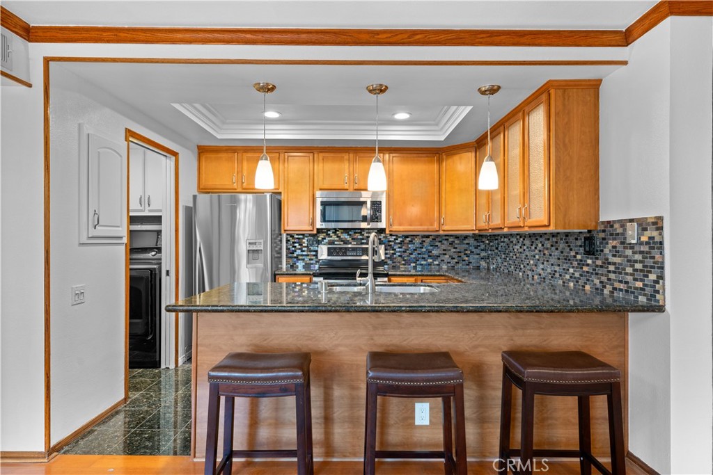 7201 Apricot Drive 7201