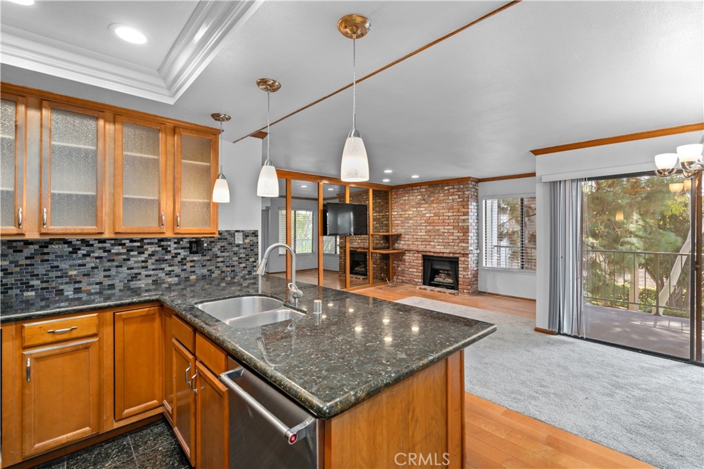 7201 Apricot Drive 7201