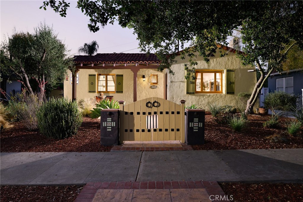 413 W Santa Clara Avenue