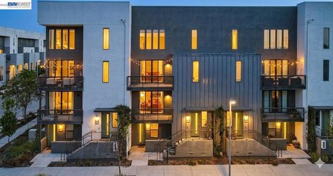 Photo of 45039 Insight St St #1005, Fremont, CA 94538 (MLS # 41130355)