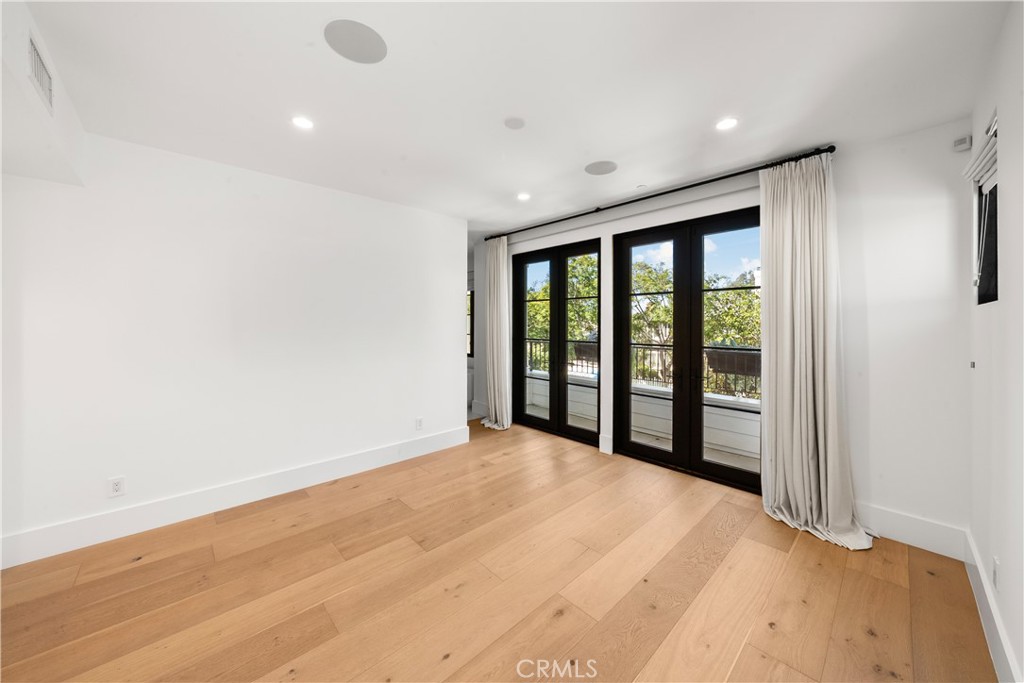 Corona del Mar South of PCH (CDMS) - Residential Lease