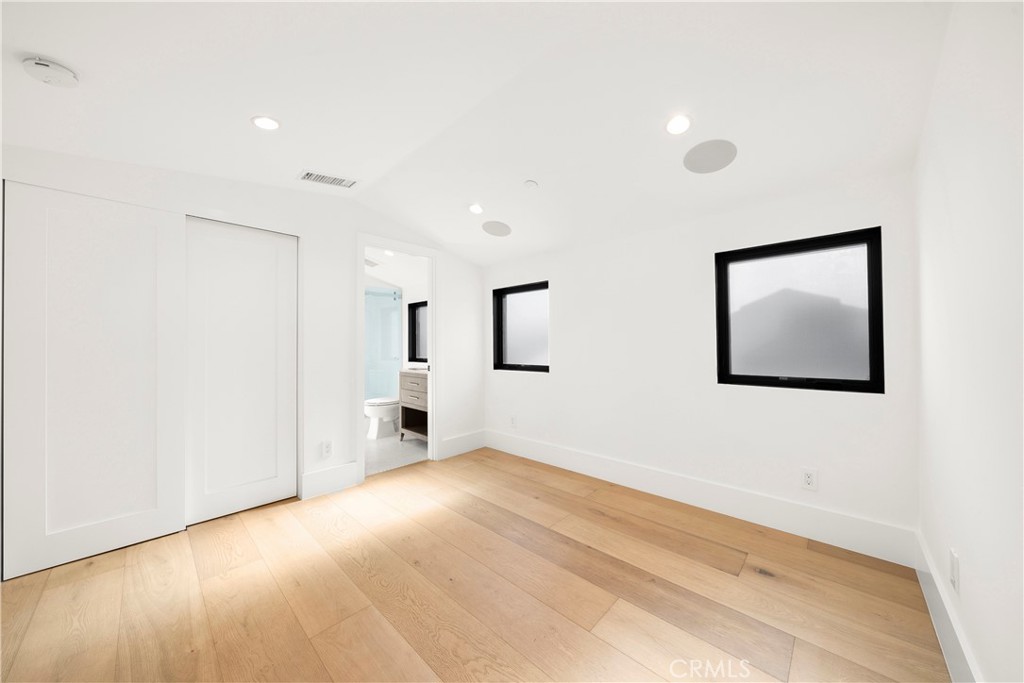 Corona del Mar South of PCH (CDMS) - Residential Lease