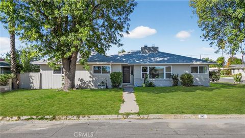 Photo of 942 N Encina Avenue, Rialto, CA 92376 (MLS # TR25250206) Photo of 942 N Encina Avenue, Rialto, CA 92376 (MLS # TR25250206)