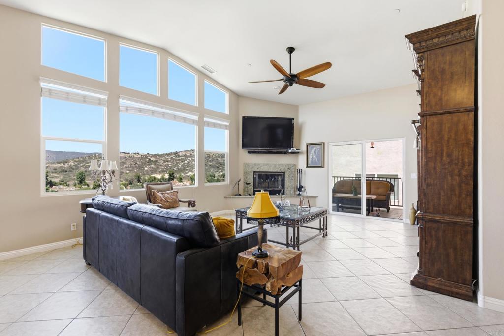 15615 Vista Vicente Drive 17