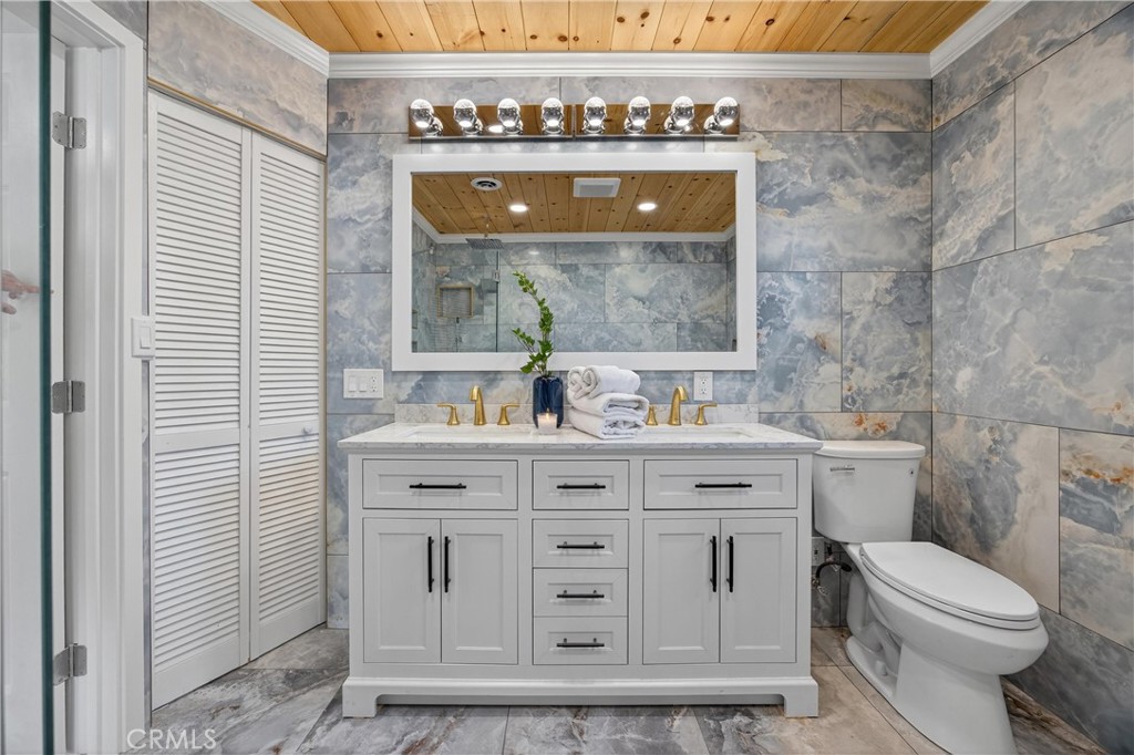 Lido Peninsula (LIPN) - Residential Lease