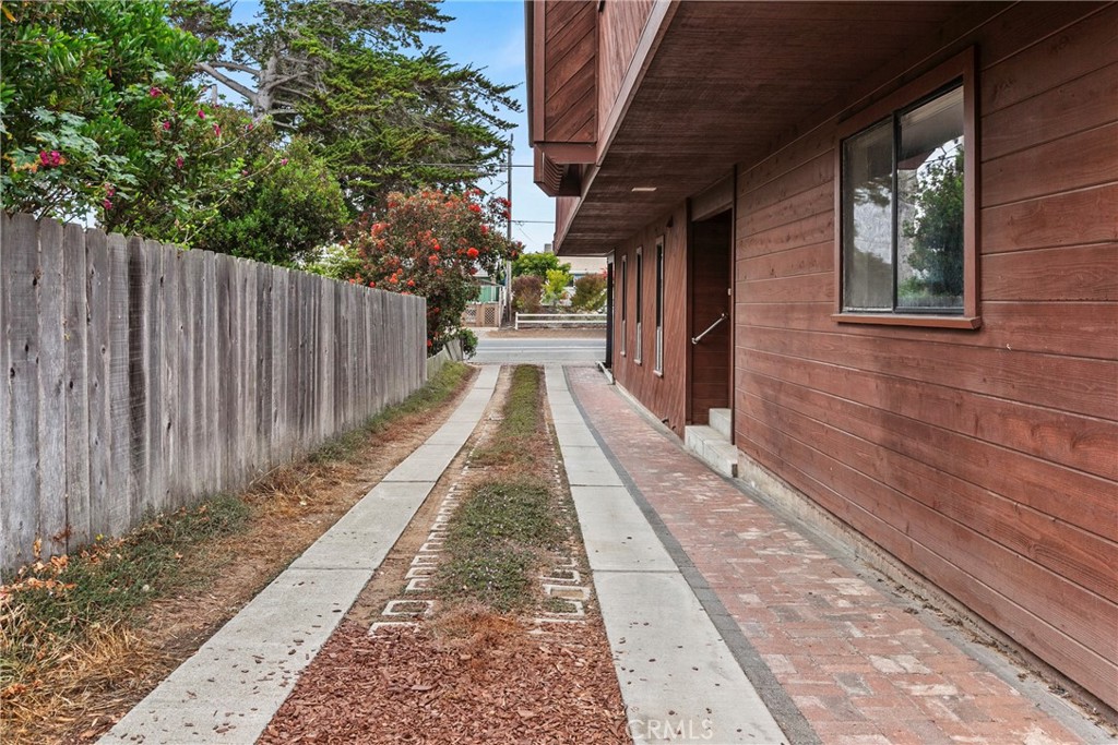 Town of El Moro(680) - Residential