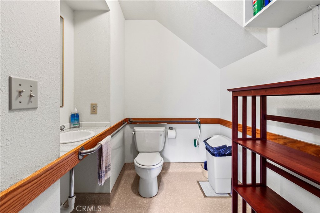 Town of El Moro(680) - Residential