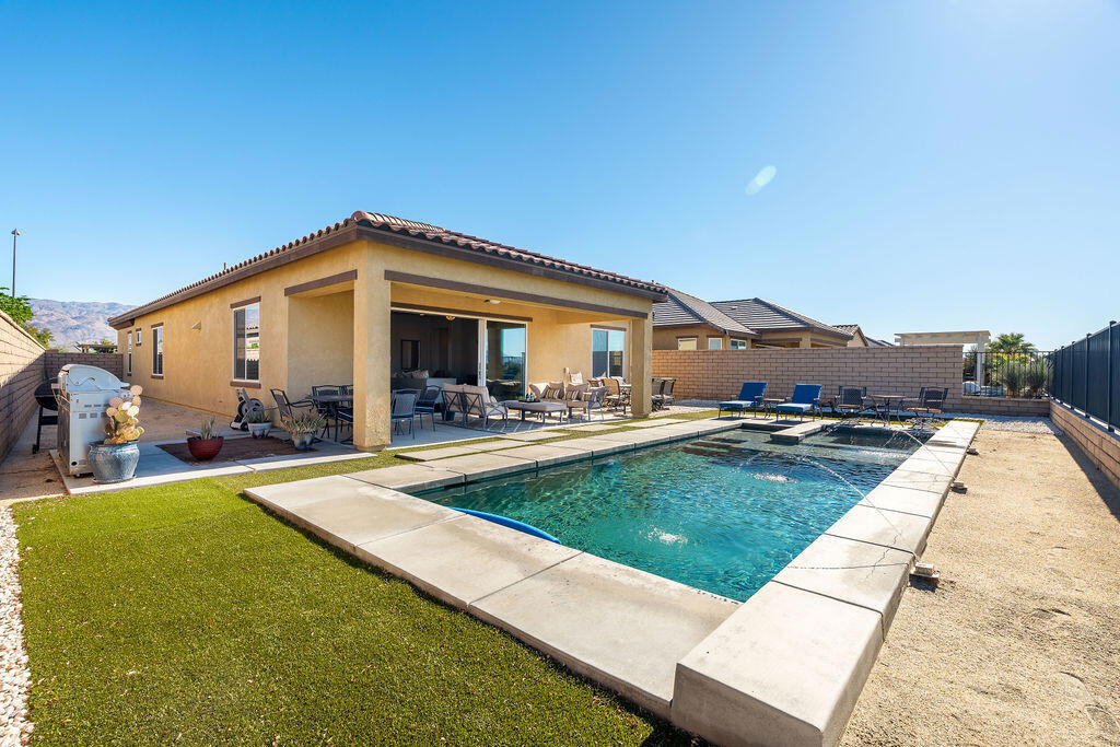 FourSeasonsTerraLago - Residential