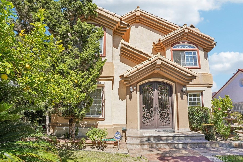 1948 N Catalina Street, Los Angeles CA 90027
