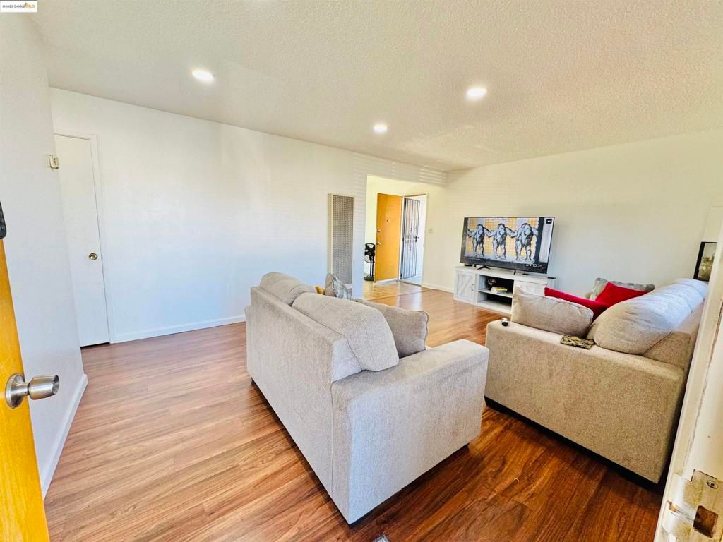 Photo of 1208 Latimer Ave Ave, Modesto, CA 95351 (MLS # 41116818)