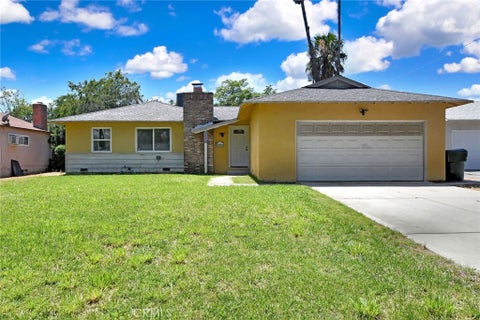 Photo of 724 N Dallas Avenue, San Bernardino, CA 92410 (MLS # IG26155328)